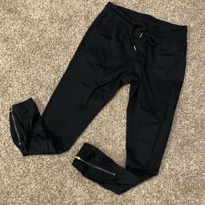 Zyia Peak Zipper Jogger